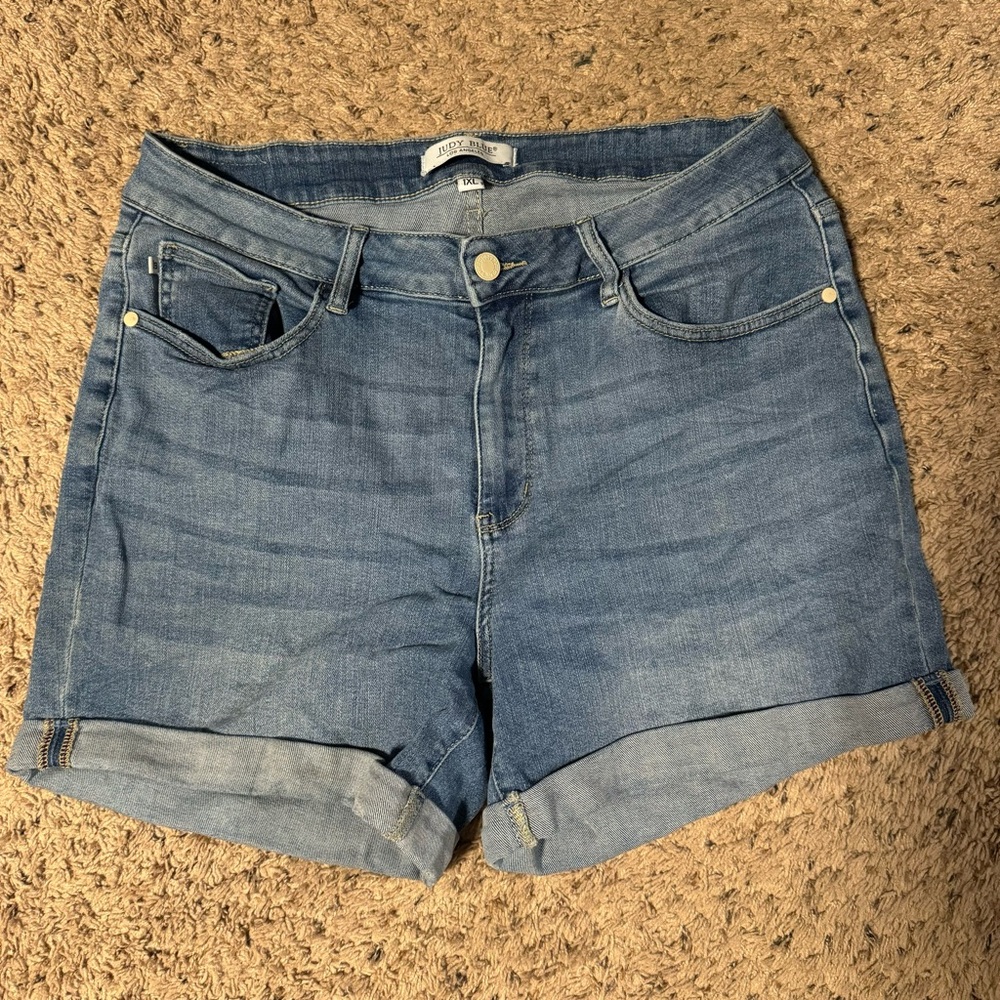 Judy Blue Cuffed Shorts